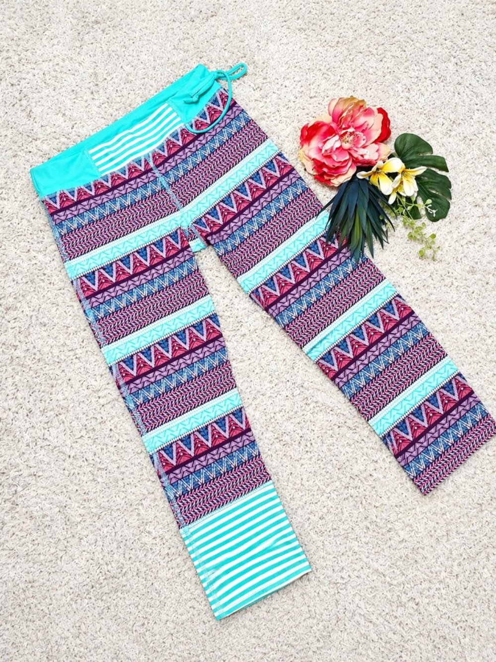 Breathe by Body Glove Women's Lagoon Printed Surf Yoga Beach Capris EUC Size XS